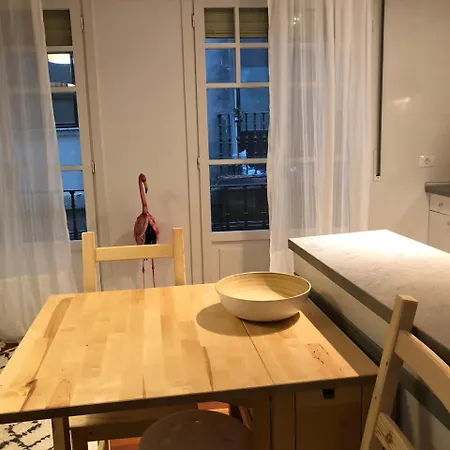 Old Town V By Aston Apartamento *